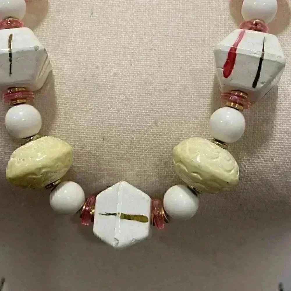 Necklace - Picture 4 of 6